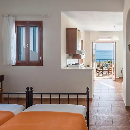 Asterias House 佐努萨岛